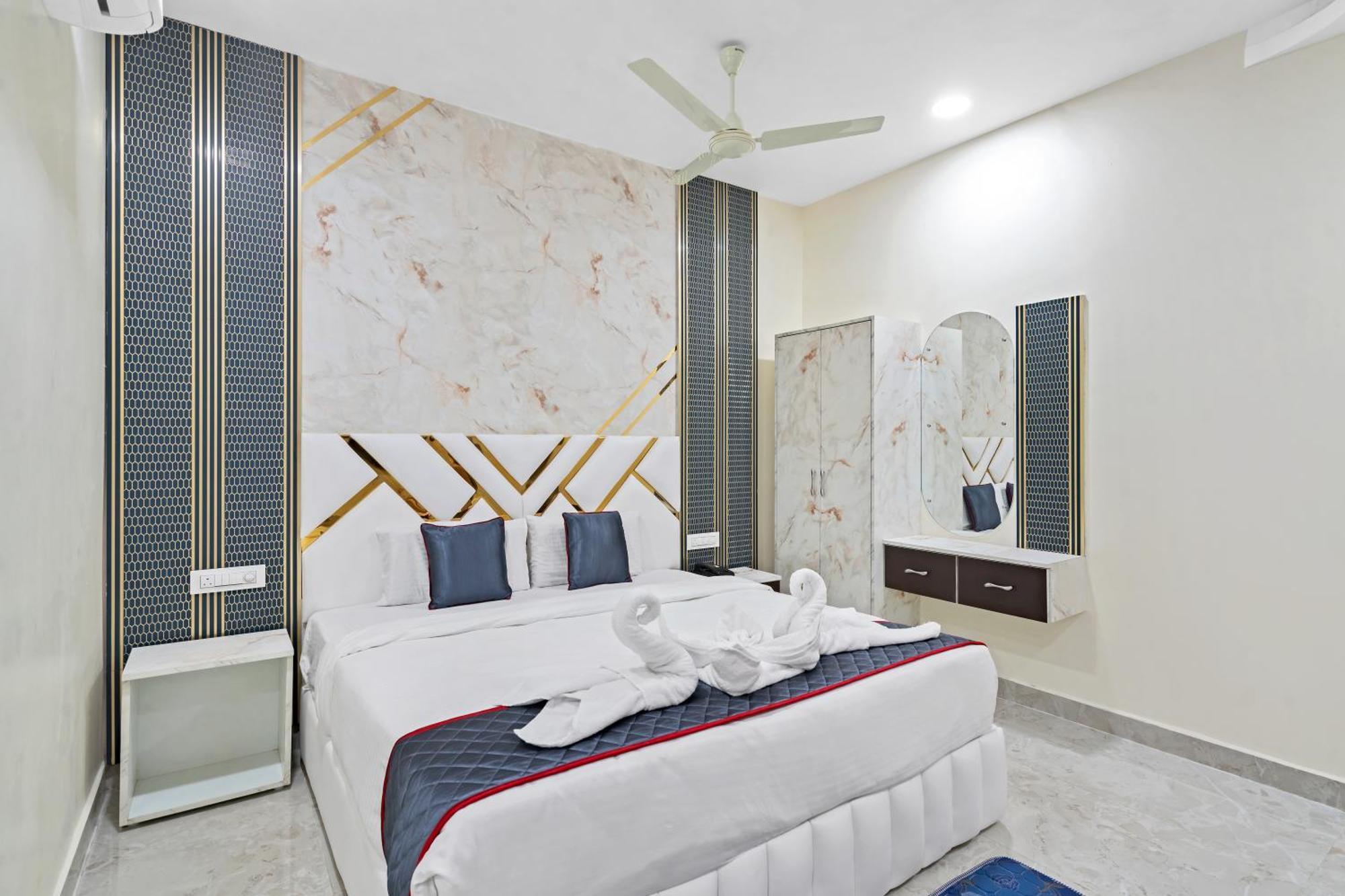 Hotel Sky Land Khammam 外观 照片